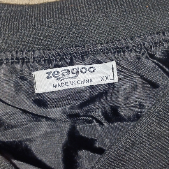 Bomber jacket - Picture 2 of 4